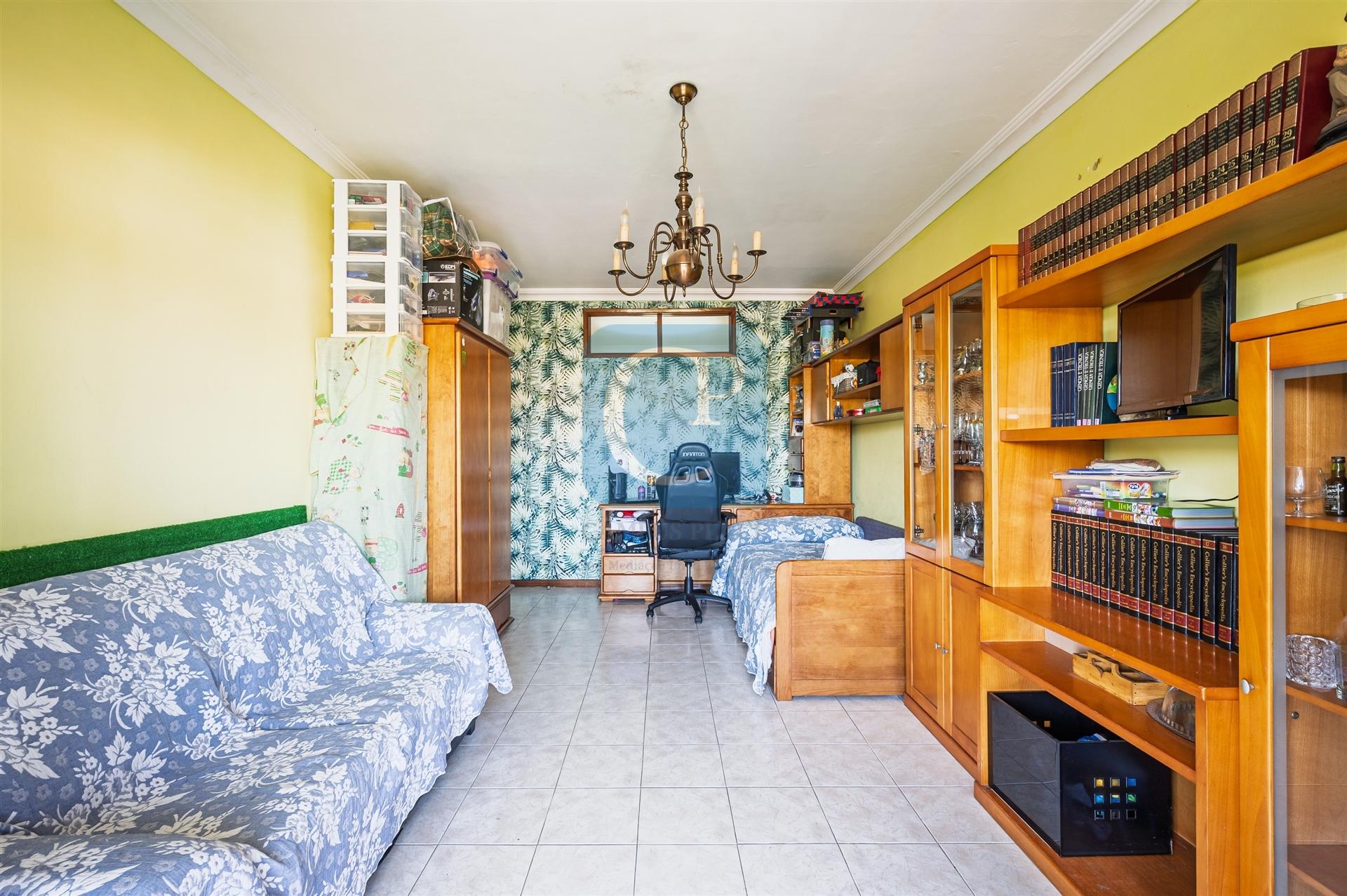 Apartamento T2+1 em Vilar de Andorinho, Vila Nova de Gaia