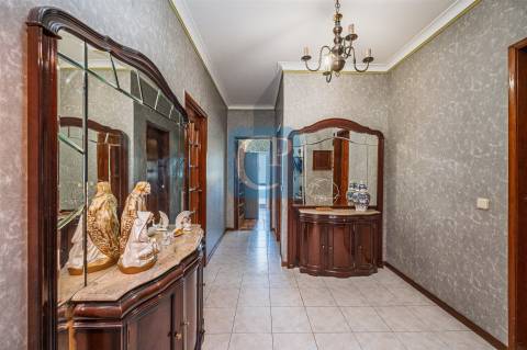 Apartamento T2+1 em Vilar de Andorinho, Vila Nova de Gaia