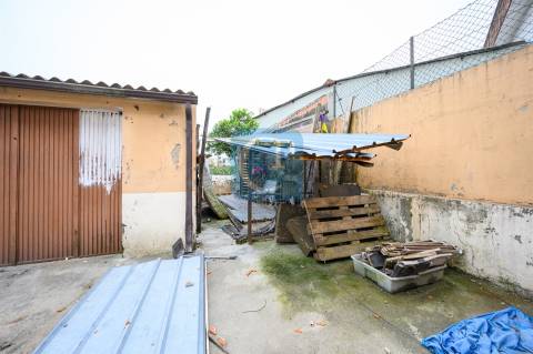 Moradia Bifamiliar T2 + T2 em Gondomar