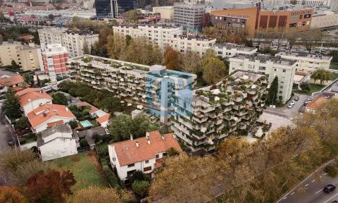Apartamento T0 no Empreendimento Oporto Metropolitano