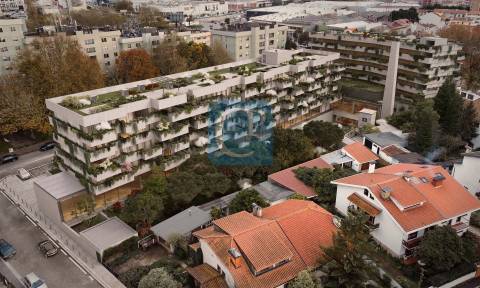 Apartamento T0 no Empreendimento Oporto Metropolitano