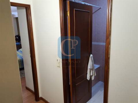 Apartamento T1+1 em Mafamude, Vila Nova de Gaia