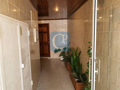 Apartamento T1+1 em Mafamude, Vila Nova de Gaia