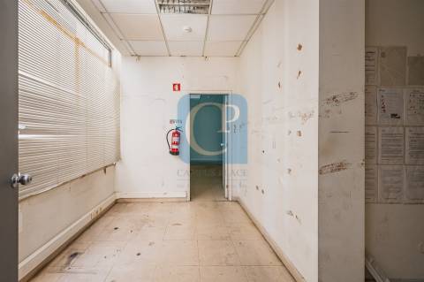 Loja comercial no Bonfim, Porto