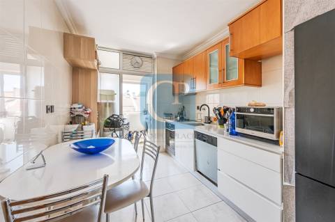 Apartamento T2 mobilado e equipado nos Caulinos, Senhora da Hora
