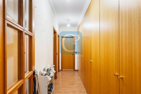 Apartamento T2 mobilado e equipado nos Caulinos, Senhora da Hora