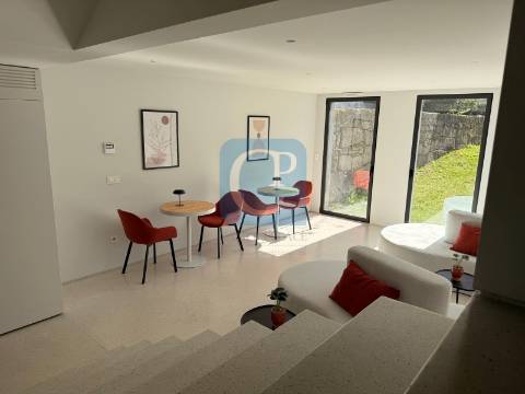 Apartamento T0 novo perto do Jardim de Arca d´Água, Porto