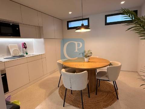 Apartamento T0 novo perto do Jardim de Arca d´Água, Porto