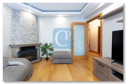 Apartamento T3 com terraço na Maia