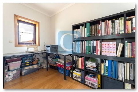 Apartamento T3 com terraço na Maia