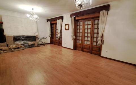 T3+1 junto ao Centro em Póvoa de Varzim