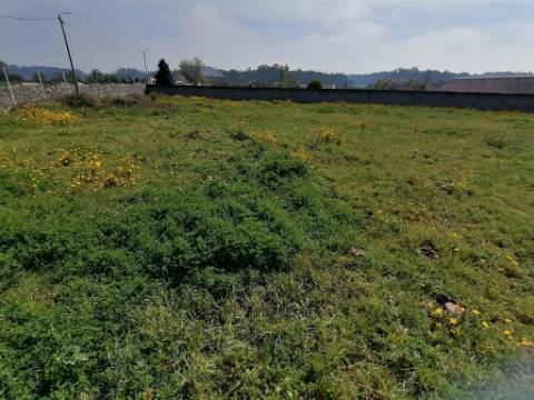 Lote de 254m2 em Gião Vila do Conde