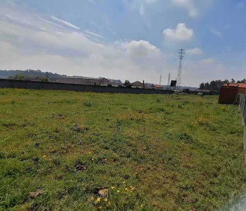 Lote de 254m2 em Gião Vila do Conde