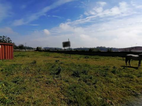 Lote de 254m2 em Gião Vila do Conde