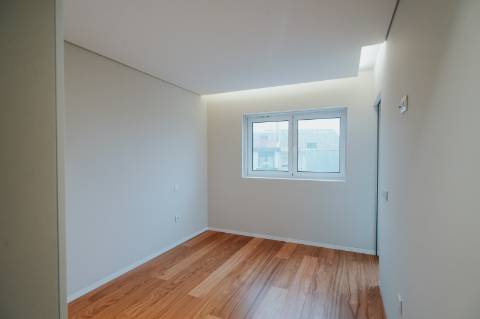 T4 Duplex no Centro da Cidade e Junto à Praia Póvoa de Varzim