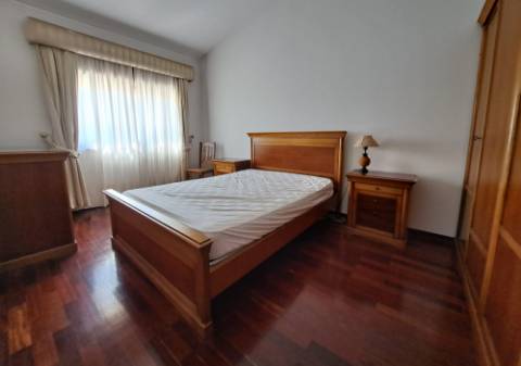 Moradia T3 p/ Arrendamento Anual em 1ª Linha de Mar em Vila do Conde
