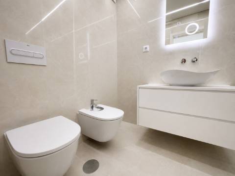 Penthouse T3 Totalmente Renovada na Póvoa de Varzim
