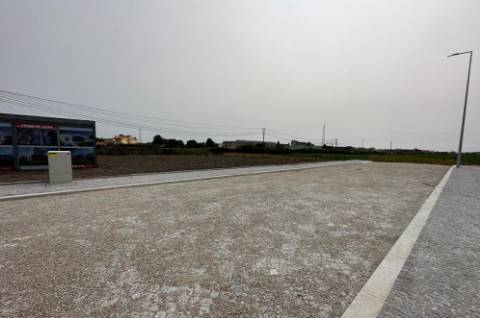 Lote com 374 m2 na Póvoa de Varzim
