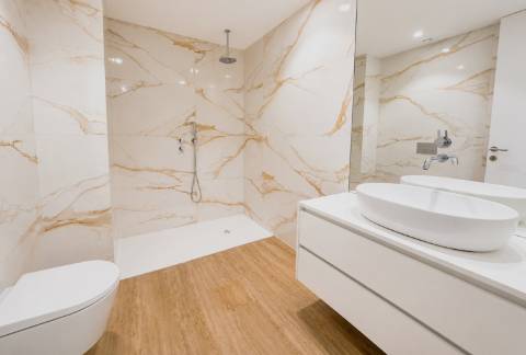 Penthouse T3 Nova em 1ª Linha de Mar em Vila do Conde