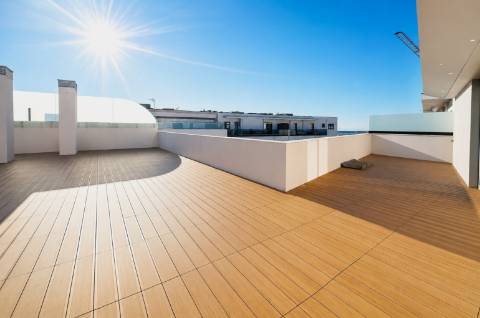 Penthouse T3 Nova em 1ª Linha de Mar em Vila do Conde