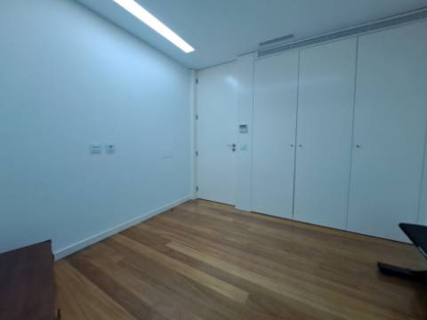 T3 de Luxo c/ Terraço Panorâmico no Último Piso em Vila do Conde