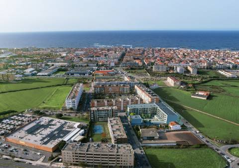T2 de Luxo c/ Terraço em Vila do Conde