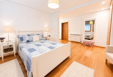 Moradia T4 com Piscina em Esposende