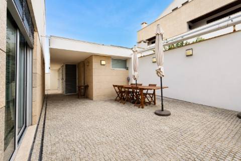 Moradia T4 com Piscina em Esposende