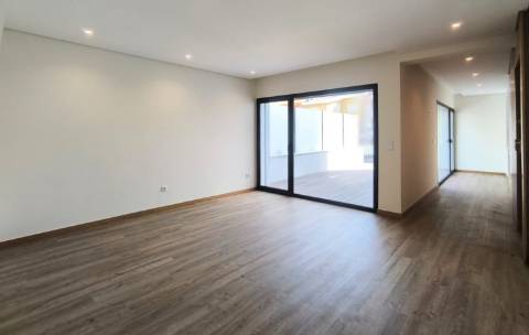 T1 NOVO c/ Terraço Junto à Praia em Vila do Conde