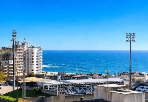 T1 Remodelado com Vistas de Mar na Póvoa de Varzim