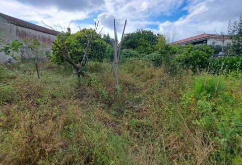 Terreno com 925 m2 na Junqueira em Vila do Conde