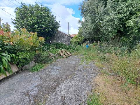 Terreno com 925 m2 na Junqueira em Vila do Conde