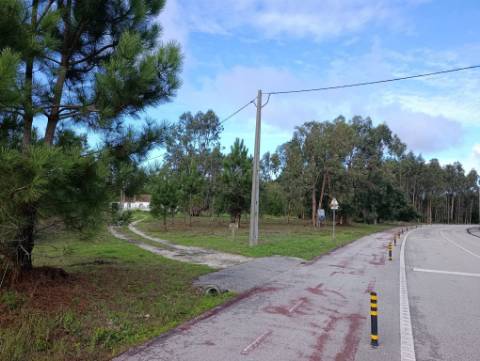 Terreno Disponível para Habitação ou Industria