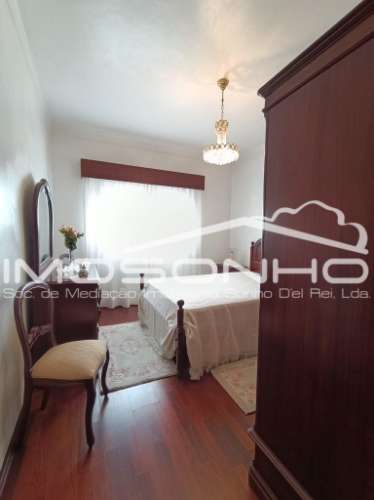 Apartamento T3 Totalmente Mobilado