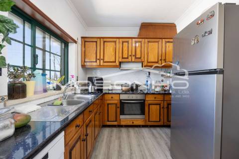 Apartamento T3 com ótimas áreas e excelente exposição solar
