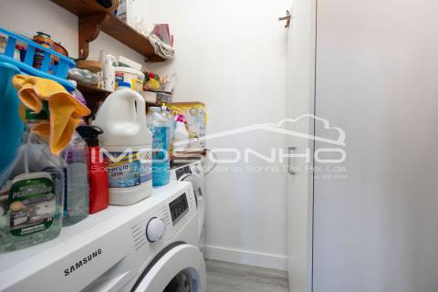 Apartamento T3 com ótimas áreas e excelente exposição solar
