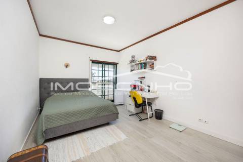 Apartamento T3 com ótimas áreas e excelente exposição solar