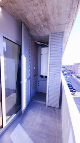 t1 novo, com garagem, varanda-terraço, jardim