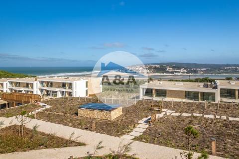 Townhouses, 3 Suites - Ocean & Golf