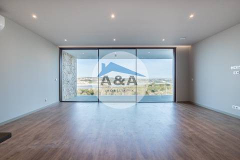 Apartamentos na Costa de Luxo com vistas deslumbrantes