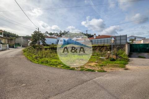 Terreno com Projeto Aprovado para 3 Casas em Leiria!