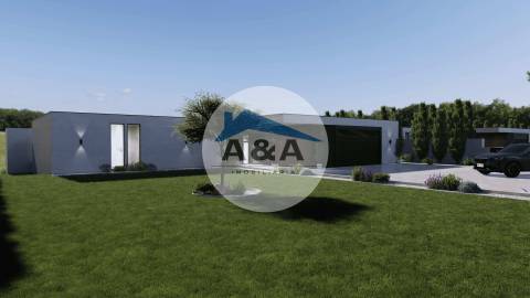 Elegância Térrea com Piscina e Vistas Panorâmicas - Alcobaça