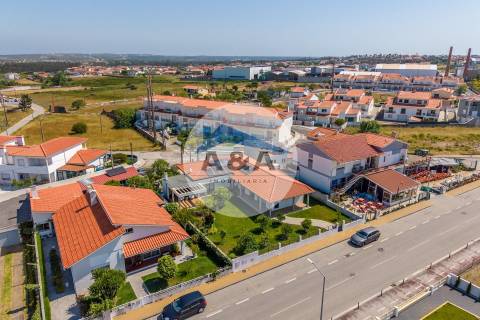 Moradia Térrea Semi-nova com Elevada Eficiência Energética a Apenas 2 Minutos da Praia da Vieira
