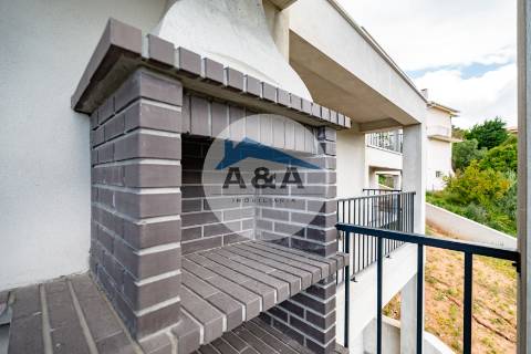 Moradia Contemporânea com Vista Mar em Buarcos – Figueira da Foz
