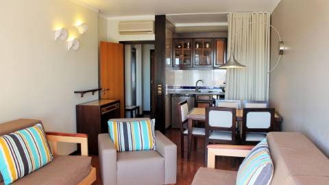 Bonito apartamento T1 mobilado e equipado - Aparthotel - Albufeira.