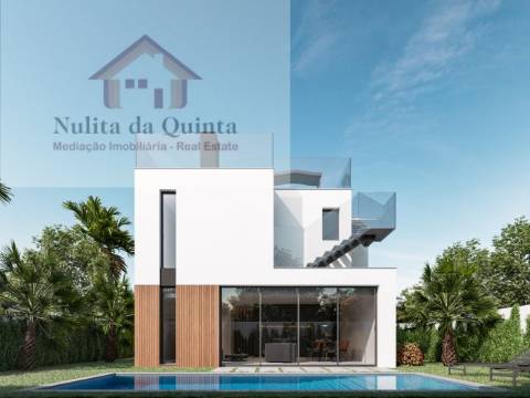 EXCELENTE MORADIA T3 COM PISCINA EM ALBUFEIRA