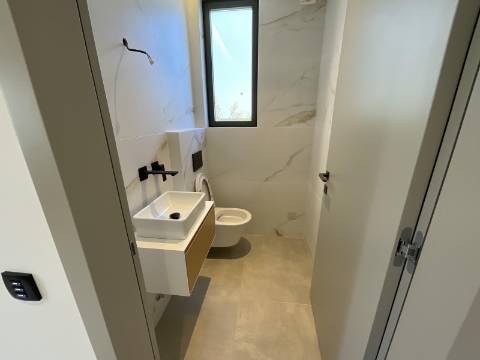 EXCELENTE MORADIA T3 COM PISCINA EM ALBUFEIRA