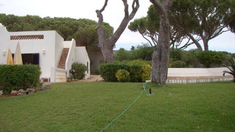 Casa térrea com piscina e vista maravilhosa sobre o mar