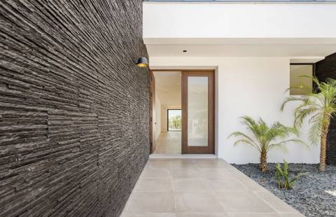 MAGNIFICA MORADIA T4 COM PISCINA E VISTA MAR
