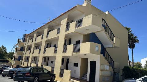 Apartamento T2 a escassos metros da praia do Forte de S. João em Albufeira
